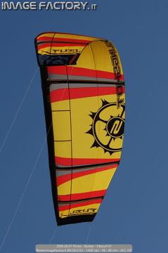 2005-05-07 Rimini - Bunker - Kitesurf 47